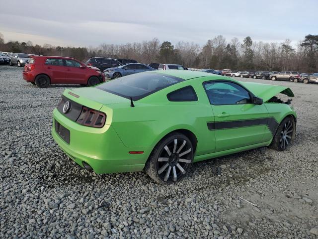 1ZVBP8AM7D5223470 - 2013 FORD MUSTANG GREEN photo 3