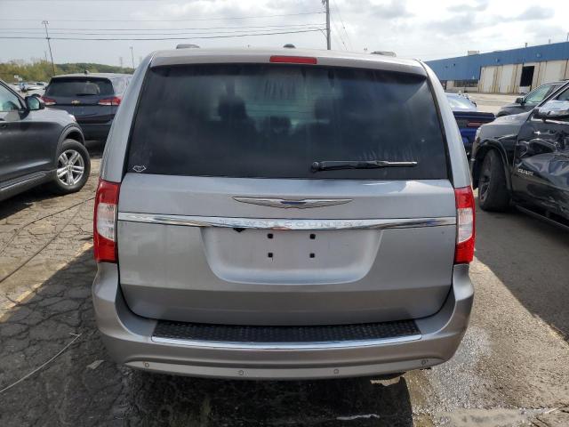 2C4RC1CG4FR756037 - 2015 CHRYSLER TOWN & COU TOURING L SILVER photo 6