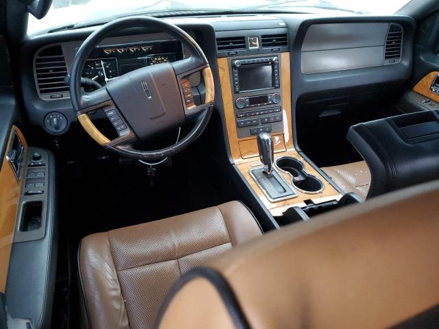 5LMJJ2J5XEEL00977 - 2014 LINCOLN NAVIGATOR შავი ფოტო 8