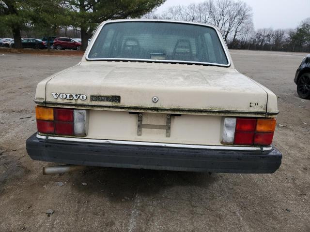 YV1AX8845D1890446 - 1983 VOLVO 244 DL BEIGE photo 6