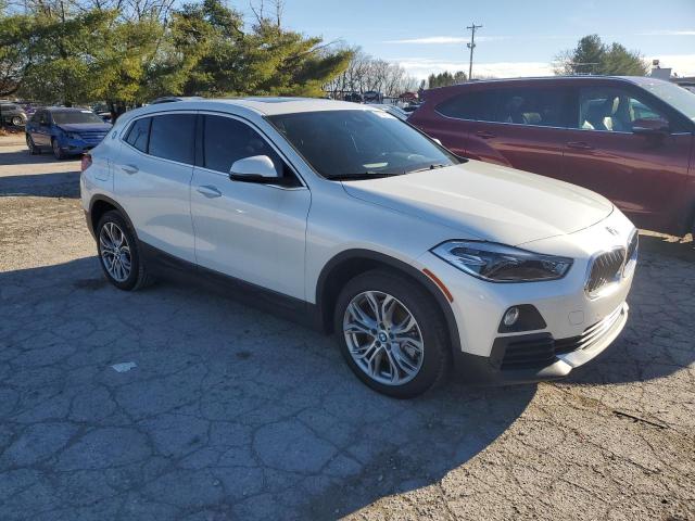 WBXYH9C00L5R63910 - 2020 BMW X2 SDRIVE28I WHITE photo 4