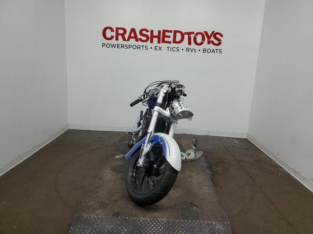 5VPCB26D673006053 - 2007 VICTORY MOTORCYCLES KINGPIN Blau Foto 2