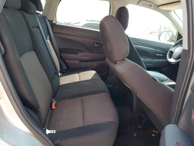 JA4AP3AU3JZ024464 - 2018 MITSUBISHI OUTLANDER ES Күміс фото 11