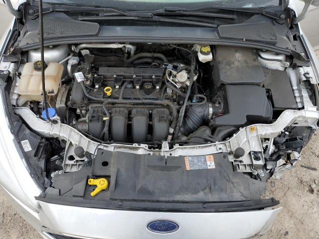 1FADP3F26JL291116 - 2018 FORD FOCUS SE SILVER photo 11