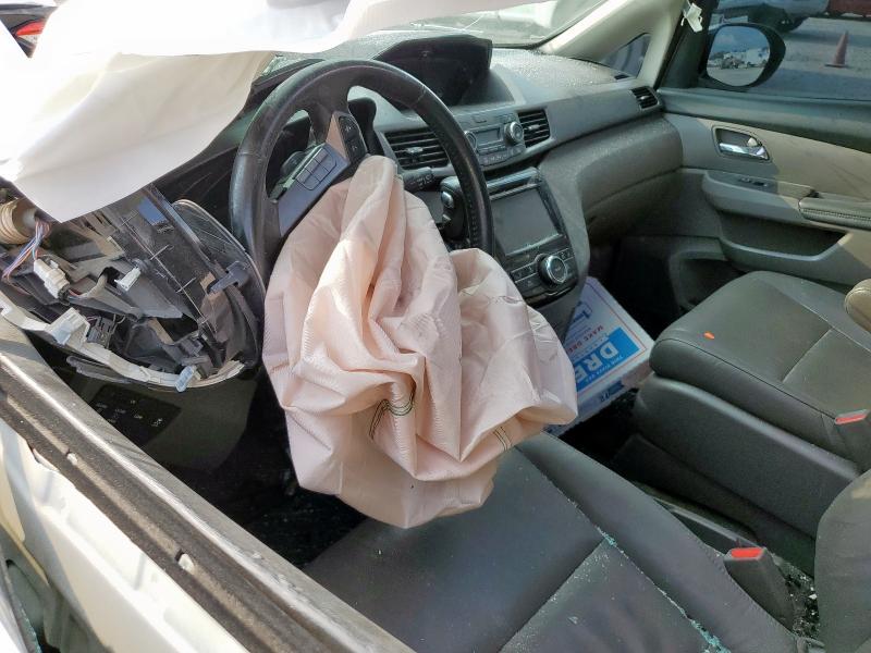 5FNRL5H92GB031504 - 2016 HONDA ODYSSEY TOURING 白色 照片 8