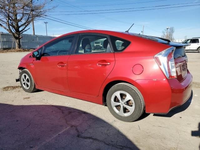 JTDKN3DU4F1944072 - 2015 TOYOTA PRIUS RED photo 2