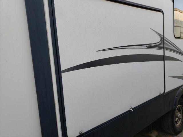 4YDT33026JB450150 - 2018 KEYSTONE OUTBACK SE TWO TONE photo 6