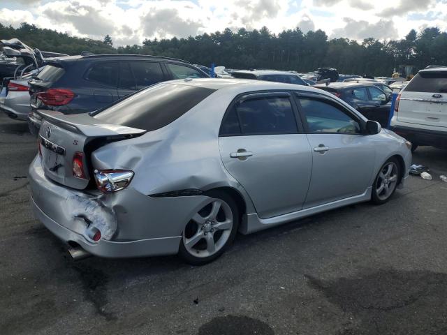 2T1BU4EE8AC289810 - 2010 TOYOTA COROLLA BASE Argent photo 3