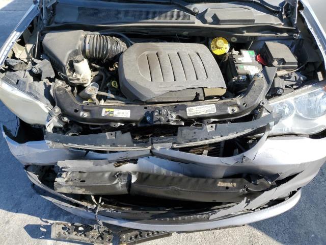 2C4RDGCG3JR205431 - 2018 DODGE GRAND CARAVAN SXT SILVER photo 12