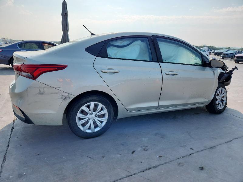 3KPC24A3XKE050454 - 2019 HYUNDAI ACCENT SE 银色 照片 3