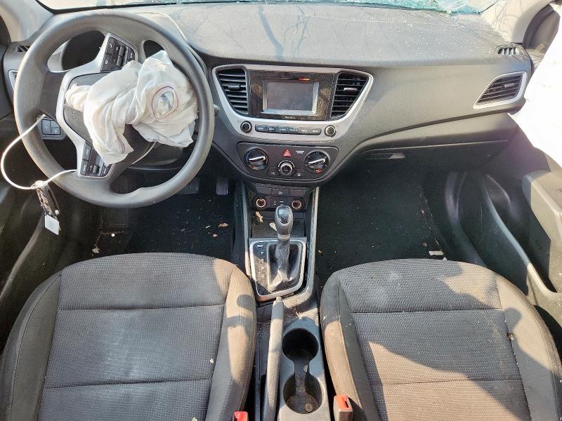 3KPC24A3XKE050454 - 2019 HYUNDAI ACCENT SE 银色 照片 8