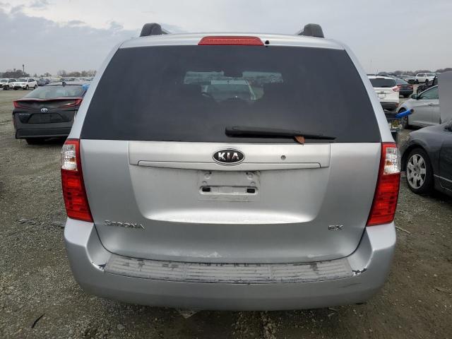 KNDMB233366076119 - 2006 KIA SEDONA EX SILVER photo 6