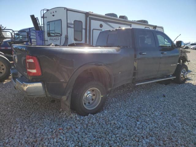 3C63RRJL5KG515985 - 2019 RAM 3500 LARAMIE BLACK photo 4