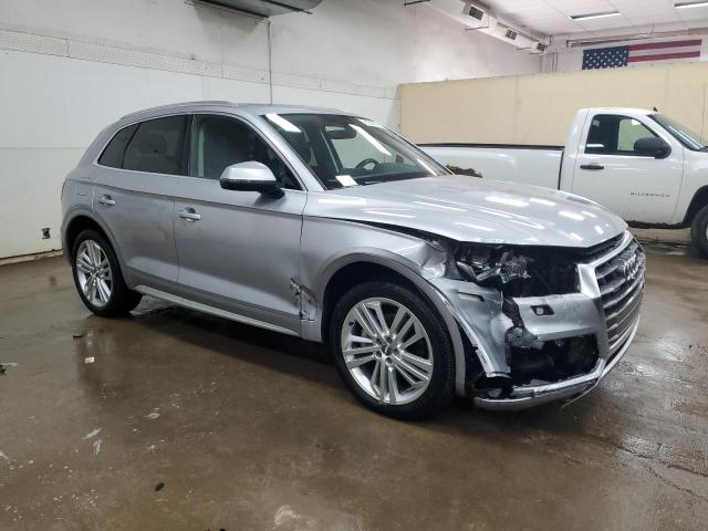 WA1CNAFY9J2020250 - 2018 AUDI Q5 PRESTIGE SILVER photo 4