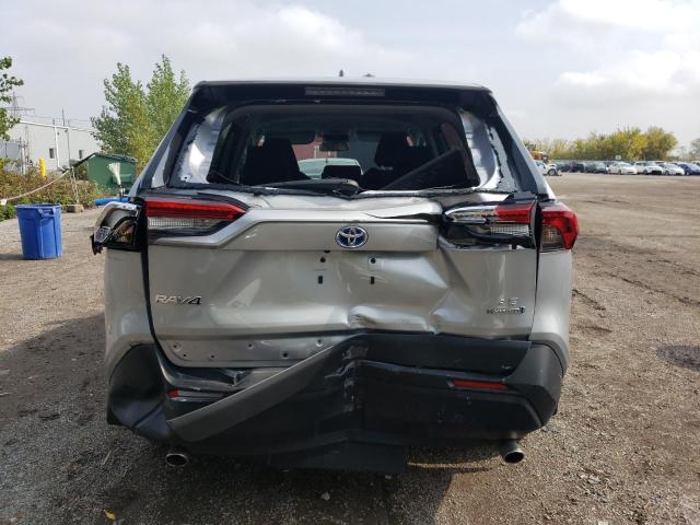 2T3BWRFV4RW215338 - 2024 TOYOTA RAV4 LE 银色 照片 6