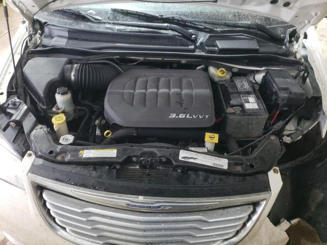 2C4RC1CGXCR182023 - 2012 CHRYSLER TOWN & COU TOURING L WHITE photo 12