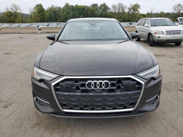 WAUE3BF29RN012971 - 2024 AUDI A6 PREMIUM PLUS Braun Foto 5