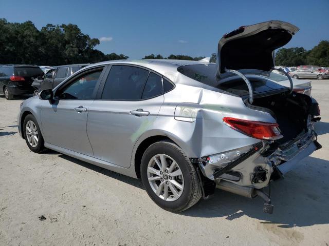 4T1DAACK6SU529249 - 2025 TOYOTA CAMRY XSE Gümüş fotoğraf 2