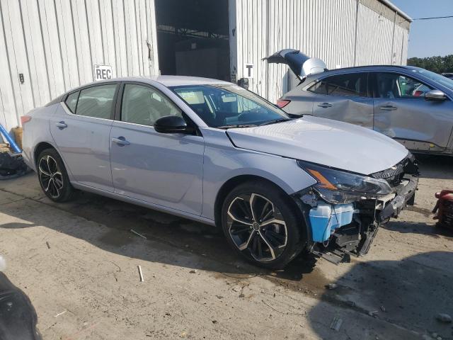 1N4BL4CW8RN383943 - 2024 NISSAN ALTIMA SR ლურჯი ფოტო 4