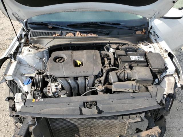 3KPF24AD9NE430721 - 2022 KIA FORTE FE WHITE photo 11