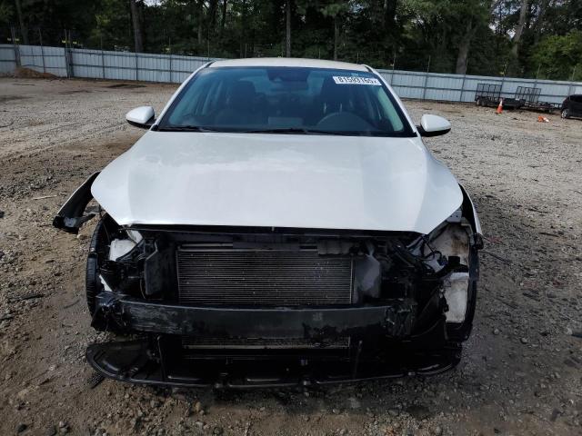 3KPF24AD9NE430721 - 2022 KIA FORTE FE WHITE photo 5