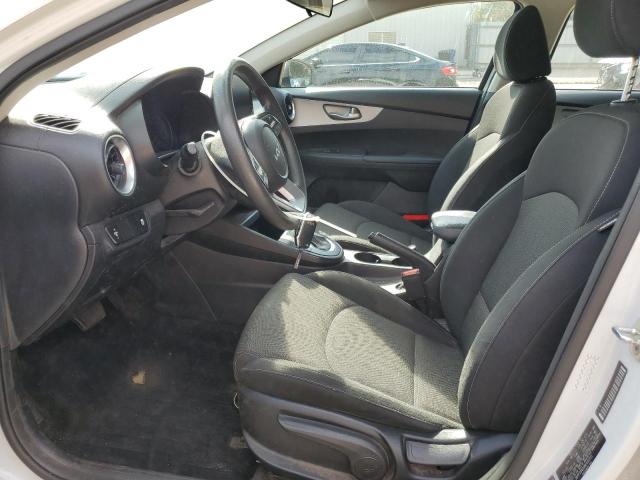 3KPF24AD9NE430721 - 2022 KIA FORTE FE WHITE photo 7