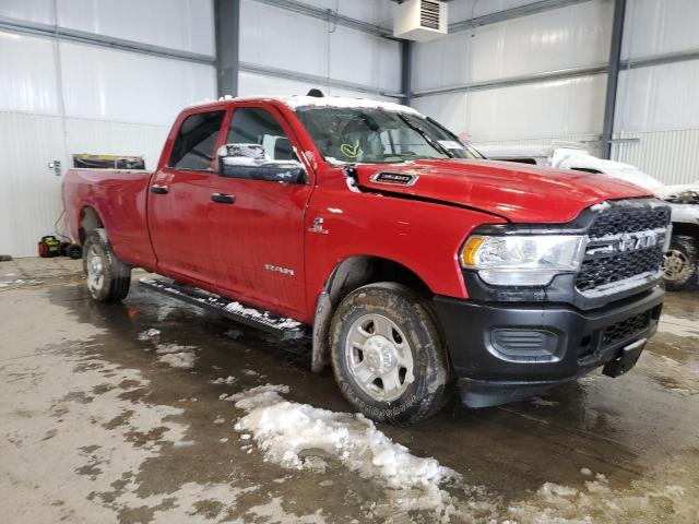 3C63R3GL0NG290769 - 2022 RAM 3500 TRADESMAN RED photo 4