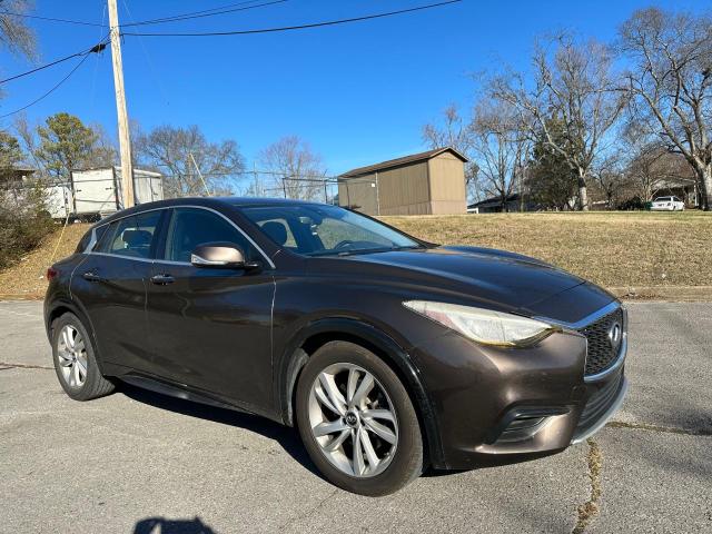 SJKCH5CP4HA016636 - 2017 INFINITI QX30 BASE BURGUNDY photo 1