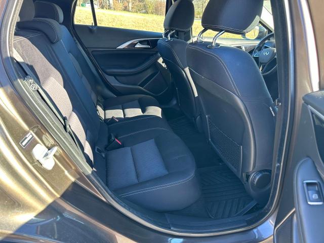 SJKCH5CP4HA016636 - 2017 INFINITI QX30 BASE BURGUNDY photo 6