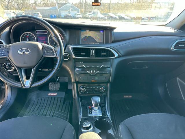 SJKCH5CP4HA016636 - 2017 INFINITI QX30 BASE BURGUNDY photo 9