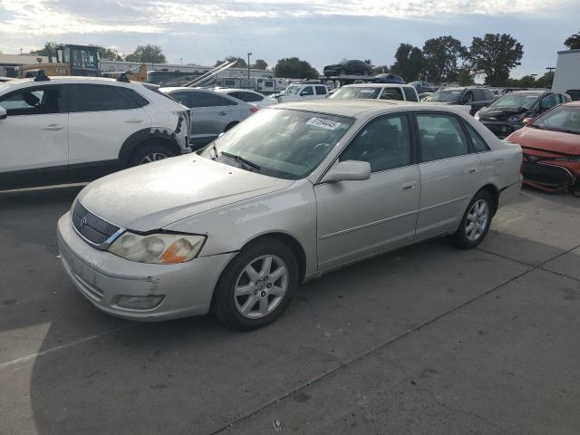 2001 TOYOTA AVALON XL, 