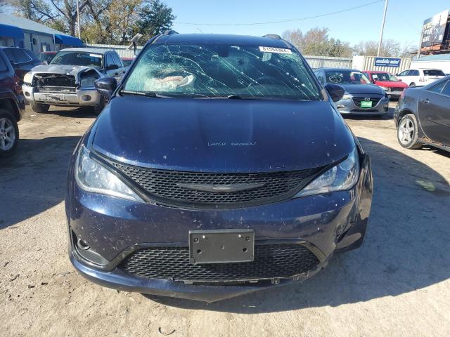 2C4RC1BG9JR261133 - 2018 CHRYSLER PACIFICA TOURING L BLUE photo 5