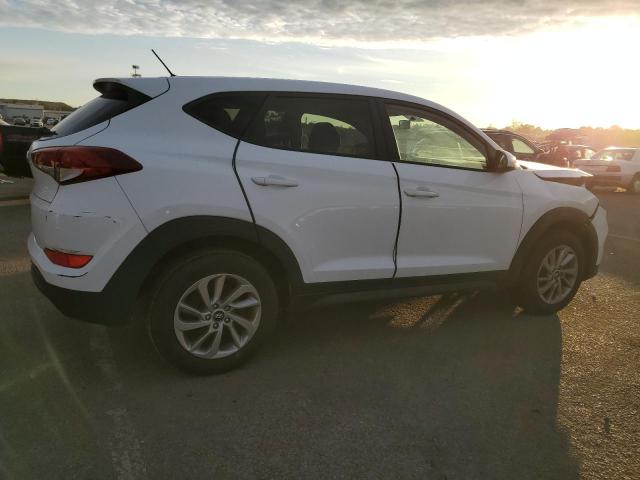 KM8J23A46JU822356 - 2018 HYUNDAI TUCSON SE WHITE photo 3