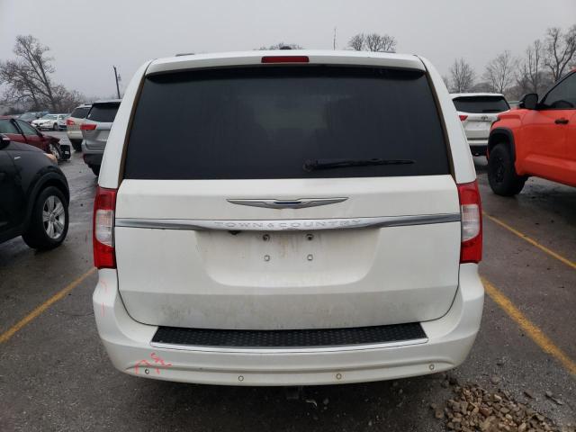 2C4RC1CG7FR619206 - 2015 CHRYSLER TOWN & COU TOURING L WHITE photo 6