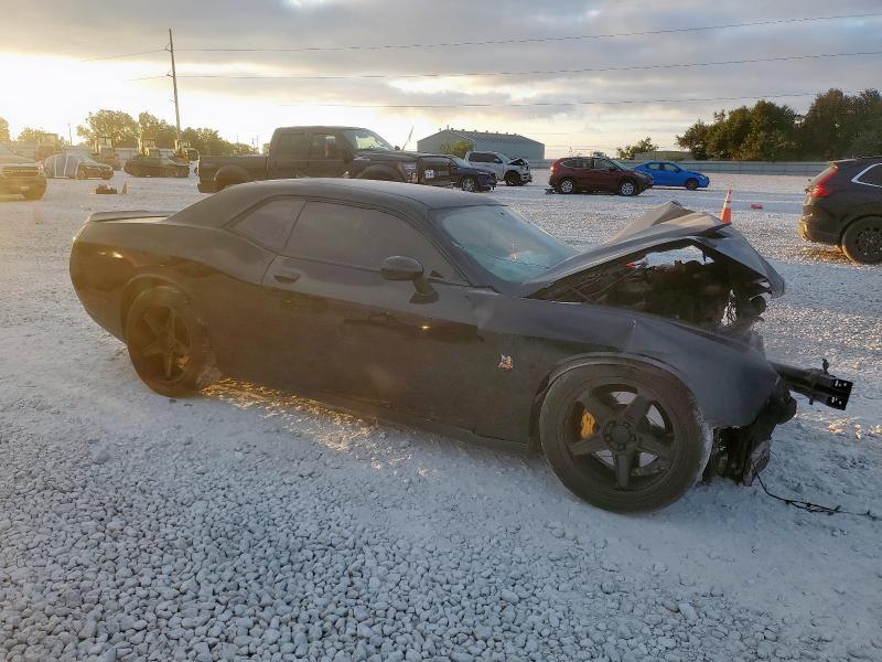 2C3CDZFJ4LH109443 - 2020 DODGE CHALLENGER R/T SCAT PACK BLACK photo 4