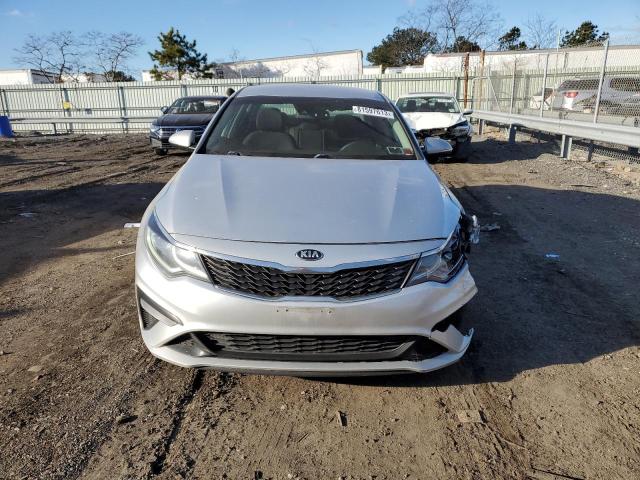 5XXGT4L37KG285509 - 2019 KIA OPTIMA LX SILVER photo 5