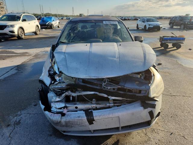 1FAHP34N09W258072 - 2009 FORD FOCUS S SILVER photo 5