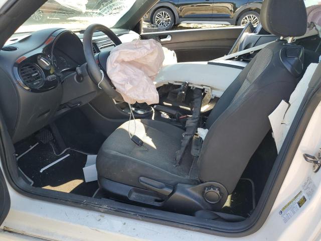 3VWFP7AT5CM644292 - 2012 VOLKSWAGEN BEETLE WHITE photo 7