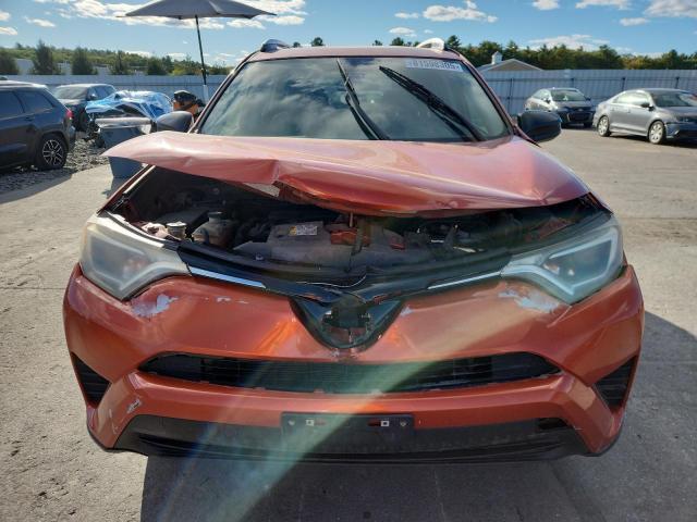 JTMBFREV3GJ060665 - 2016 TOYOTA RAV4 LE ORANGE photo 5