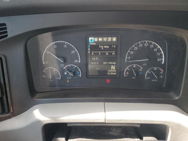 3AKJHHDRXKSKC9378 - 2019 FREIGHTLINER CASCADIA 1 WHITE photo 8