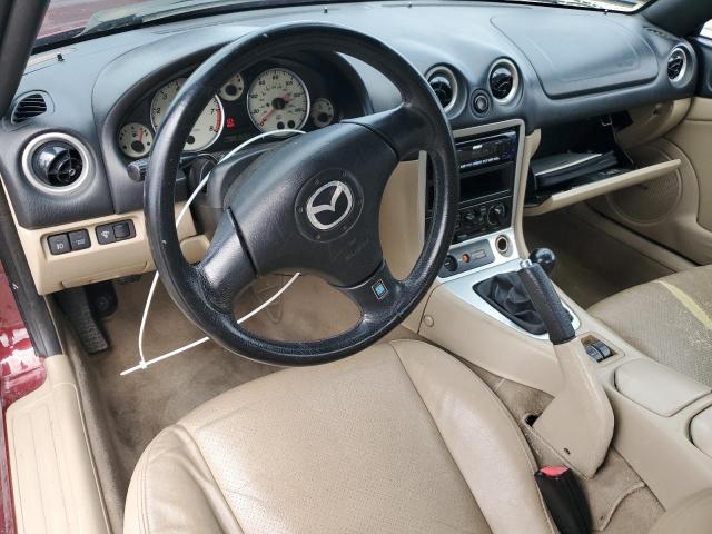 JM1NB353530308841 - 2003 MAZDA MX-5 MIATA BASE RED photo 8