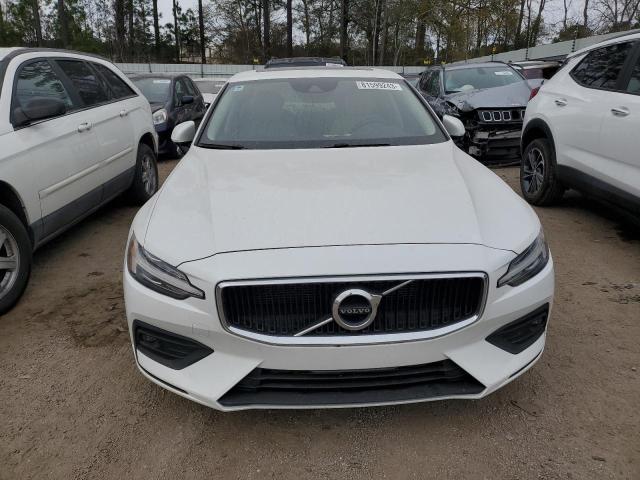 7JR102FKXMG093584 - 2021 VOLVO S60 T5 MOMENTUM WHITE photo 5