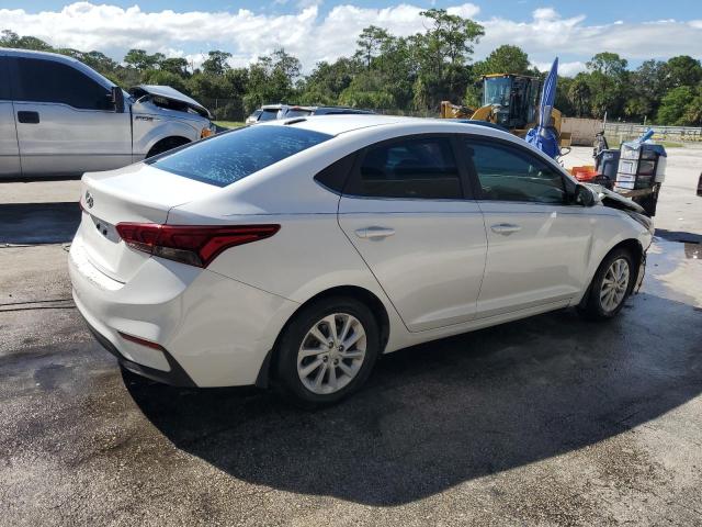 3KPC24A37KE072797 - 2019 HYUNDAI ACCENT SE Blanc photo 3
