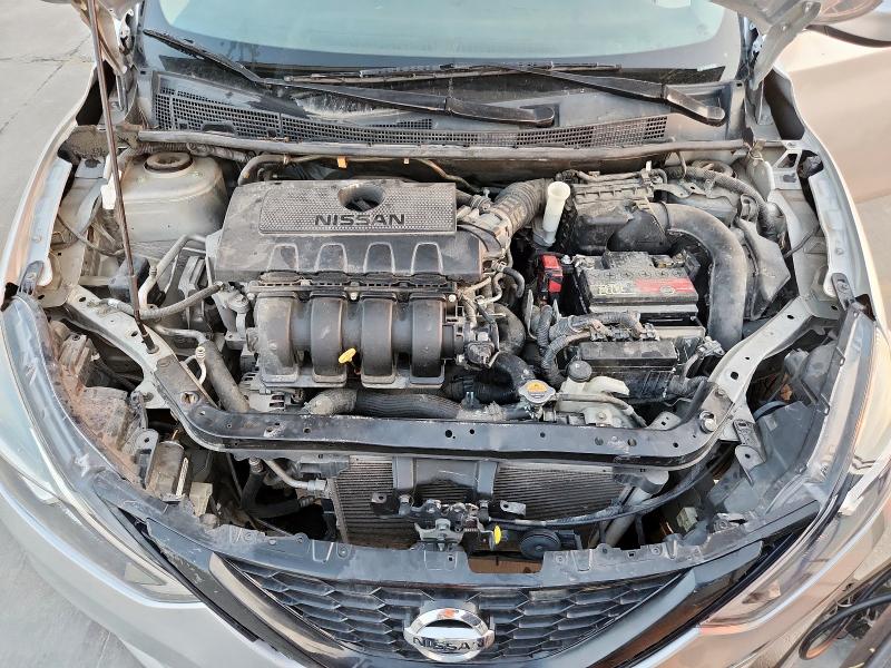 3N1AB7AP9JY341829 - 2018 NISSAN SENTRA S SILVER photo 11