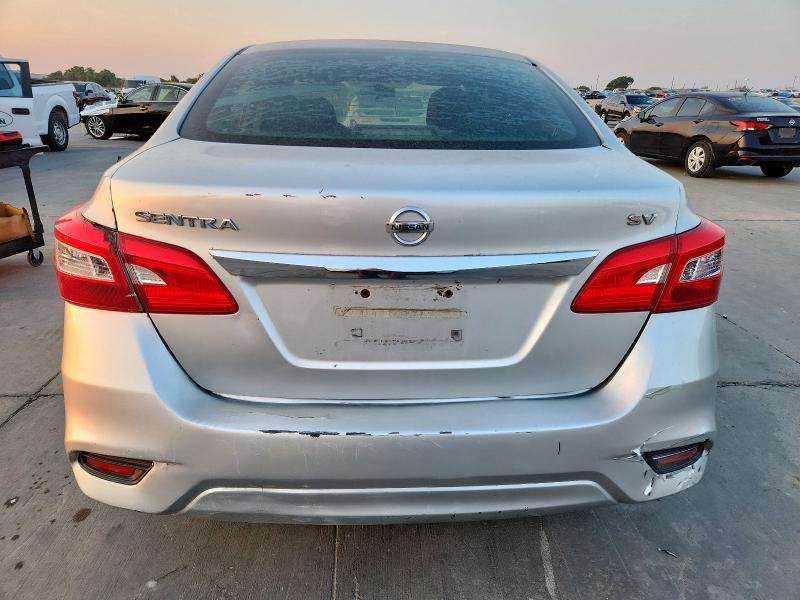 3N1AB7AP9JY341829 - 2018 NISSAN SENTRA S SILVER photo 6