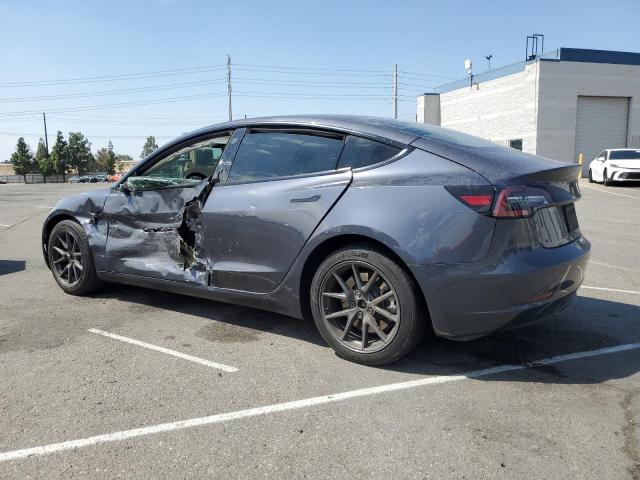 5YJ3E1EA7PF385154 - 2023 TESLA MODEL 3 灰色 照片 2