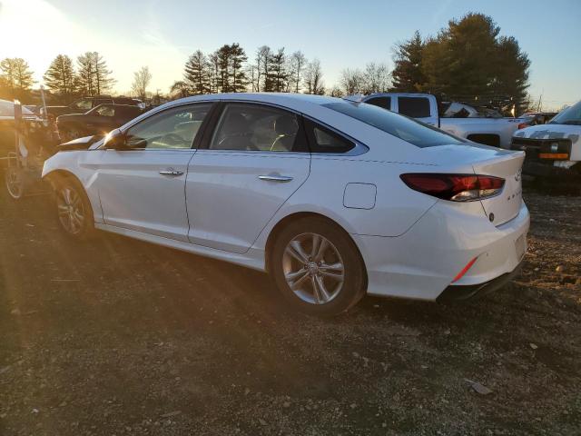 5NPE34AF1JH677571 - 2018 HYUNDAI SONATA SPORT WHITE photo 2