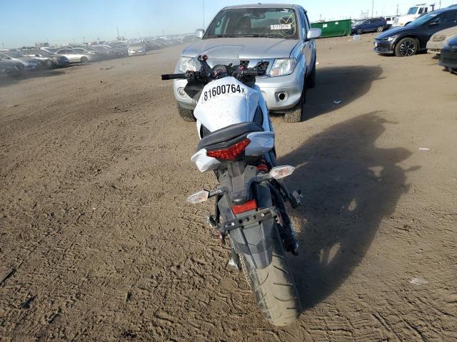 JKAEXEE17DDA11265 - 2013 KAWASAKI EX650 E WHITE photo 4