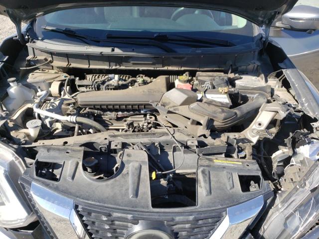KNMAT2MV5JP513508 - 2018 NISSAN ROGUE S GRAY photo 12