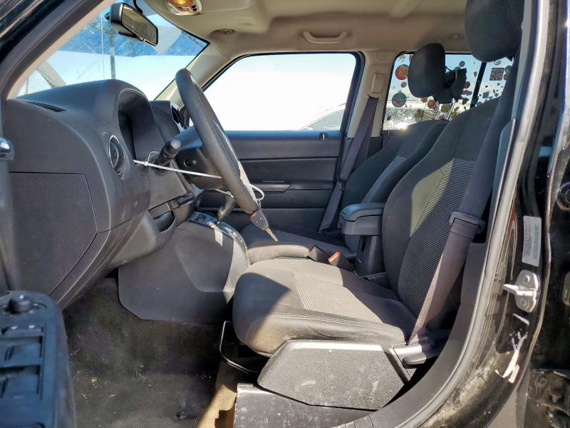 1C4NJPBB1HD121036 - 2017 JEEP PATRIOT SPORT 黑色 照片 7